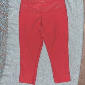 Nike dry fit capri length active wear